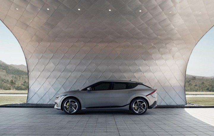 ev 1